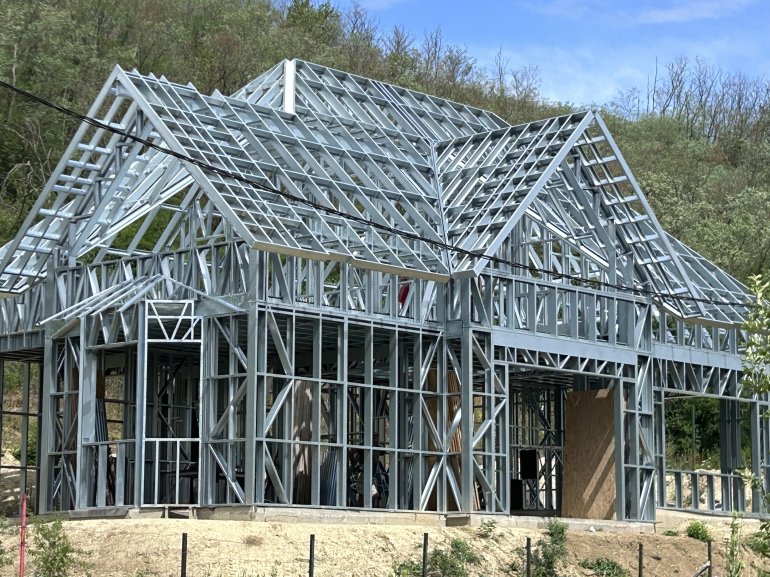 Steel-structured houses 