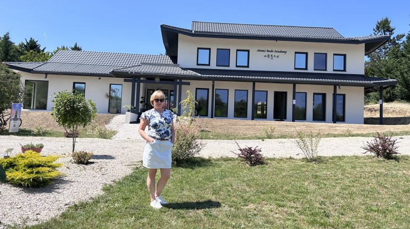 Az acélvázból szinte bármi megépíthető – tibeti dojo született Piliscsabán