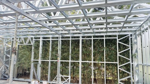 Acélvázas családi ház bővítés